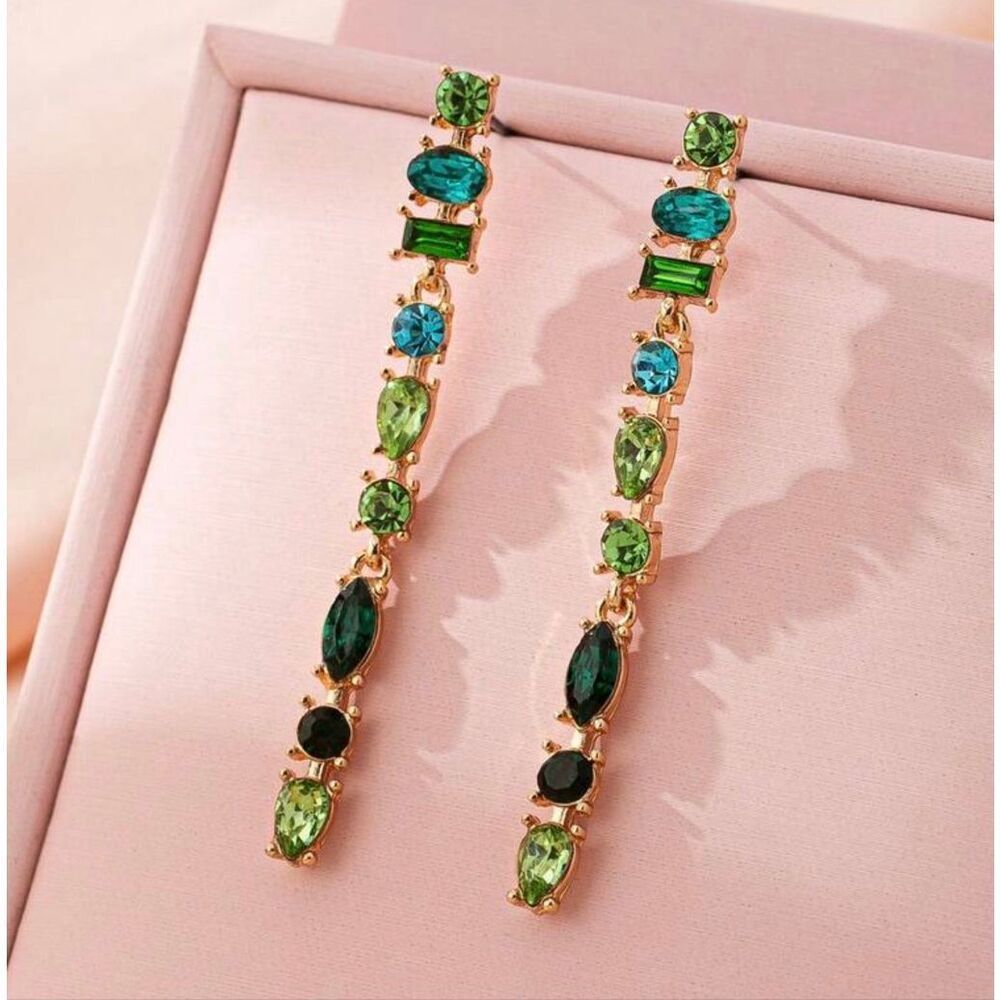 Emerald Green Drop Earrings